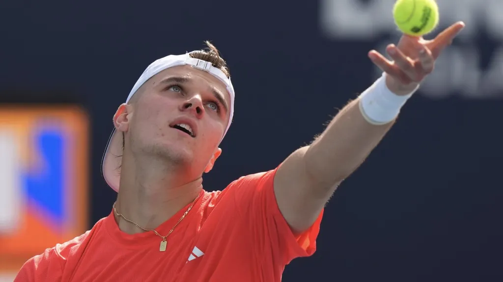 Jakub Menšík na turnaji v Miami