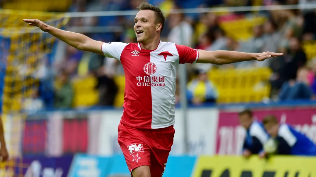 Útočník Slavie Stanislav Tecl