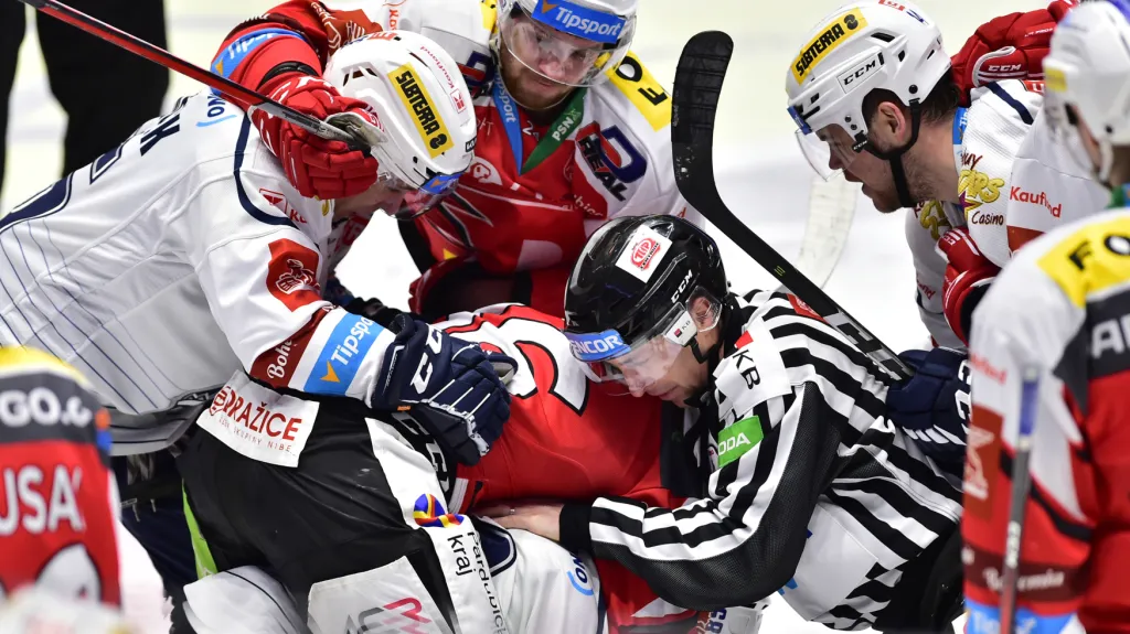 Utkání Pardubice – Kladno