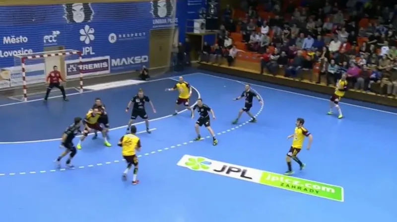 Lovosice přestřílely Duklu a dostaly se do čela extraligy