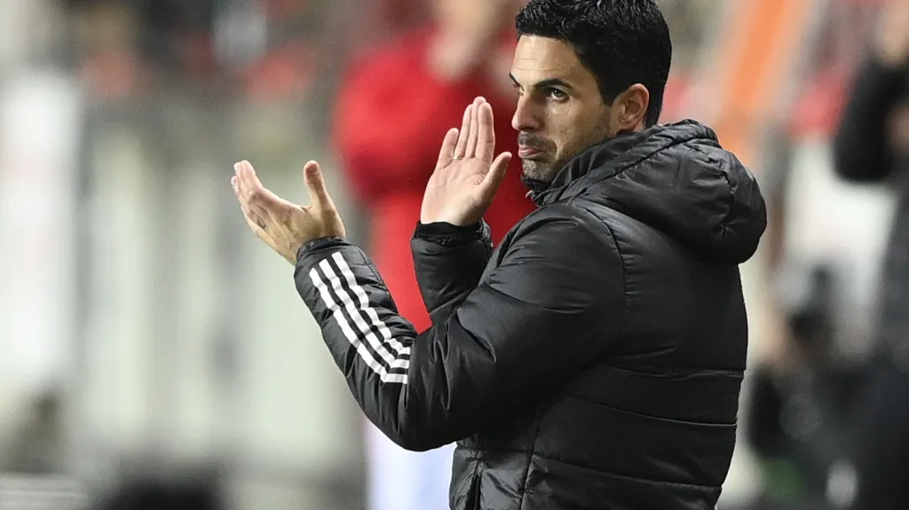 Mikel Arteta během utkání Slavia - Arsenal