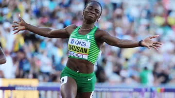 Světový rekord Amusanové v běhu na 100 metrů překážek