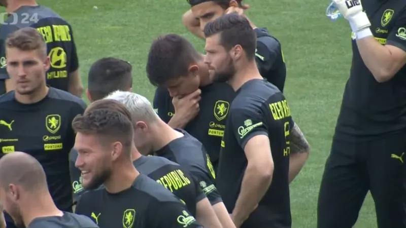 Fotbalisté mají proti Albánii k dispozici Hložka i stopery