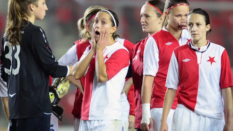 Sestřih utkání Ligy mistryň Slavia - Barcelona