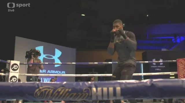 Chystá se další velká boxerská bitva Joshua vs. Parker