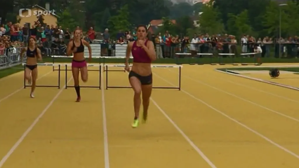 Mítinku v Chebu se účastnila Hejnová i mistr světa Collins