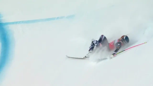 Ženský sjezd v Crans Montaně byl kvůli pádům zrušen