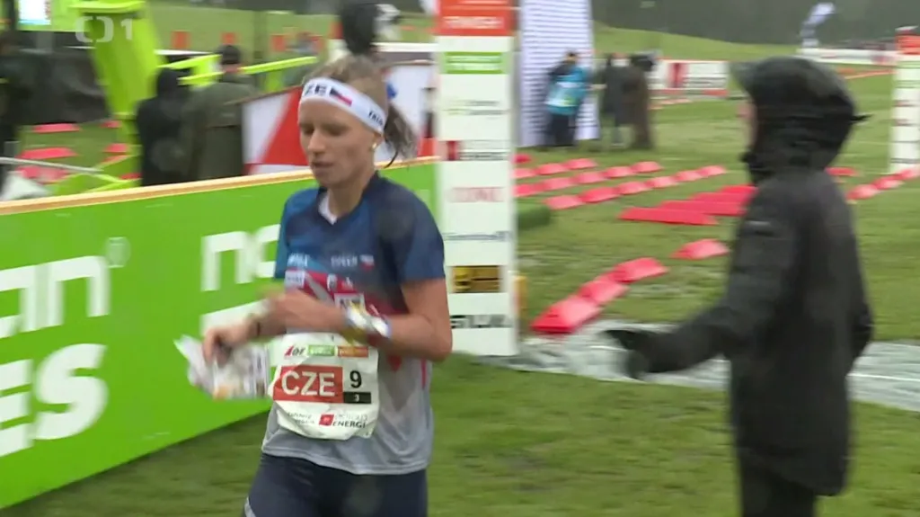 Mužská štafeta byla s MS v orientačním běhu čtvrtá, ženská pátá