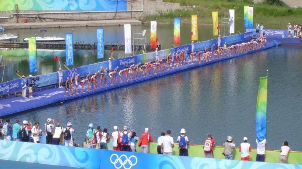 Start olympijského triatlonu