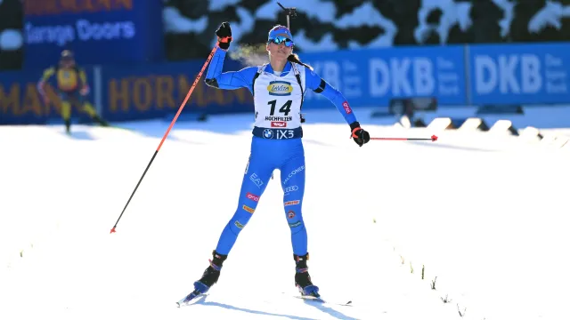 Sestřih stíhacího závodu biatlonistek v Hochfilzenu