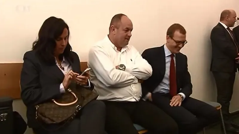 Reportáž Pavly Kubálkové: Křetínského kabela u soudu