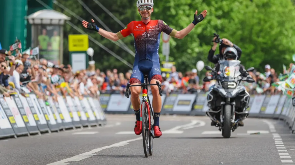 Jakub Otruba vítězí v závodě L'Étape