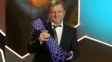 Pavel Vrba s cenou Trenér roku 2017