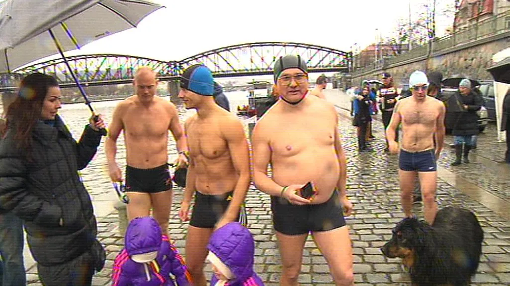 Otužilci oslavili Nikodémovo výročí