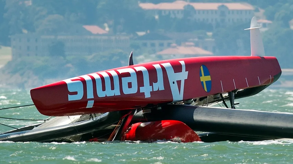 Tragédie katamaránu Artemis