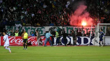 Oslavy po utkání se změnily v šílenství