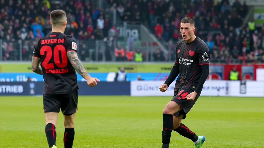 Patrik Schick se raduje z branky