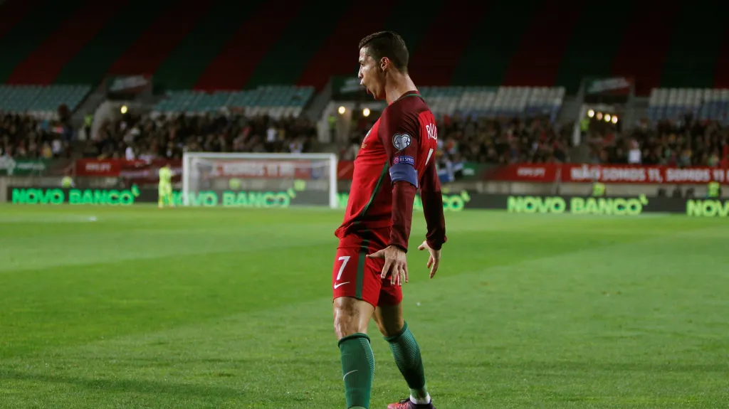 Slavící Cristiano Ronaldo
