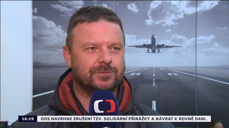 Nejlepší Čech na Dakaru Valtr končí u týmu Buggyra