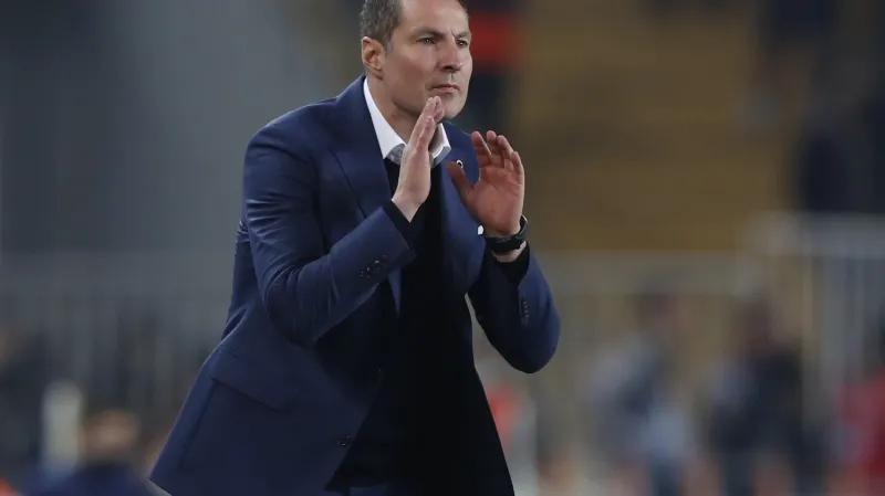 Sparta se chystá na bouřlivou atmosféru v Istanbulu