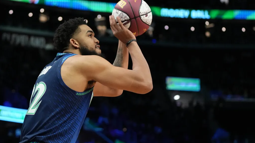 Karl-Anthony Towns 