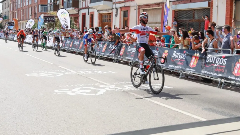 Fernando Gaviria vítězí v 2. etapě závodu Kolem Burgosu