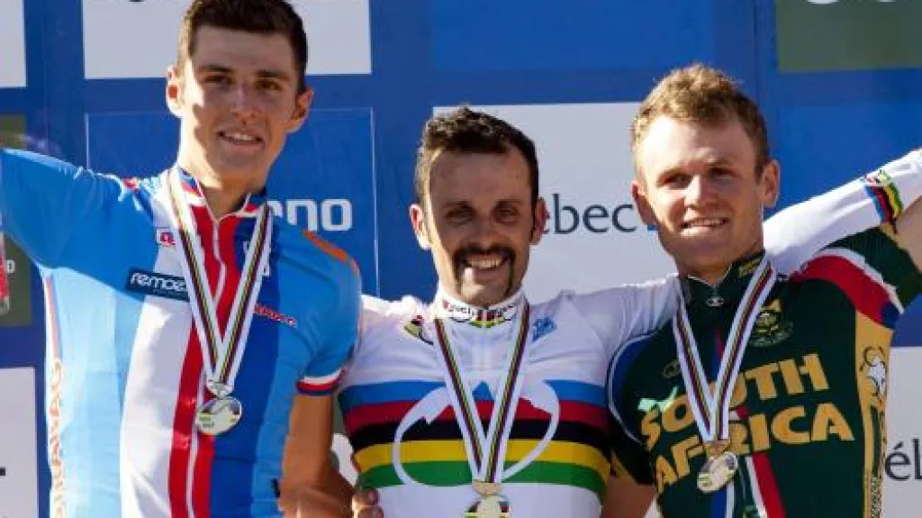 Jaroslav Kulhavý (vlevo) po závodě MS v cross-country