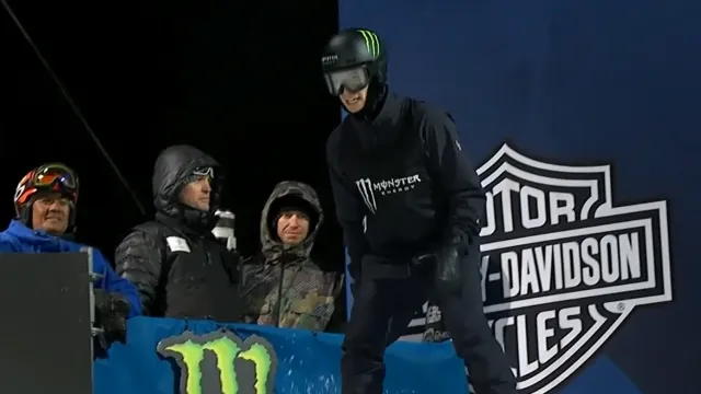 Švýcar Podladtchikov měl během X-Games nepříjemný pád, jeho start na olympiádě je nejasný