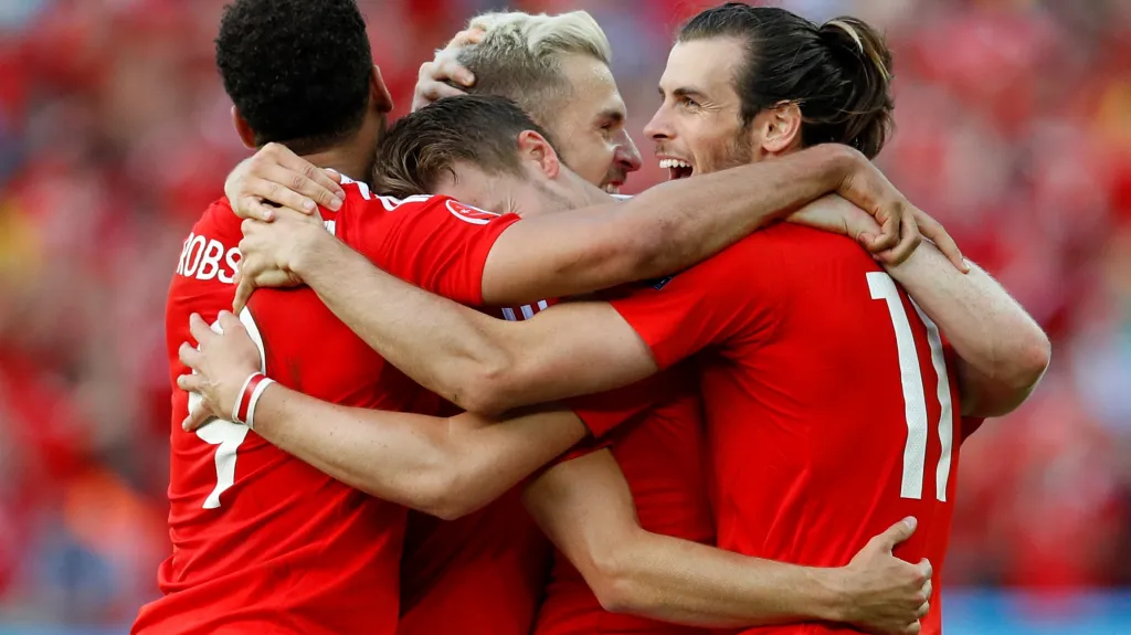 Velšští fotbalisté se radují z postupu do čtvrtfinále