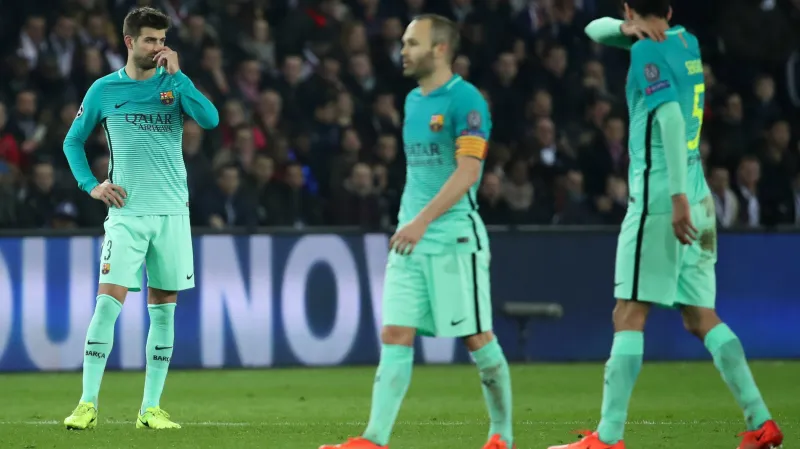 Zklamaní fotbalisté Barcelony