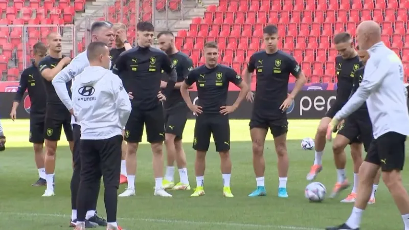 Fotbalisté ladí poslední detaily na Švýcary