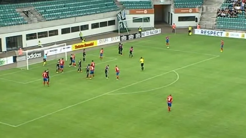 Gól v utkání Kalju - Plzeň: Čišovský - 0:1 (2. min.)