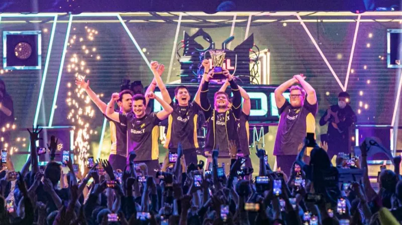 Vítězové světového šampionátu, ruští Natus Vincere