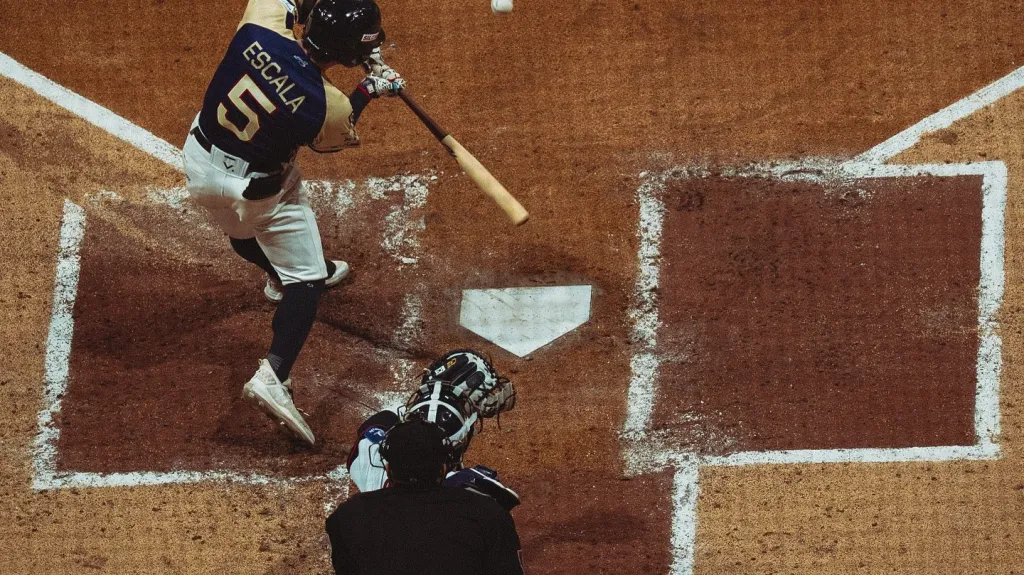 Willie Escala na pálce v utkání s Koreou