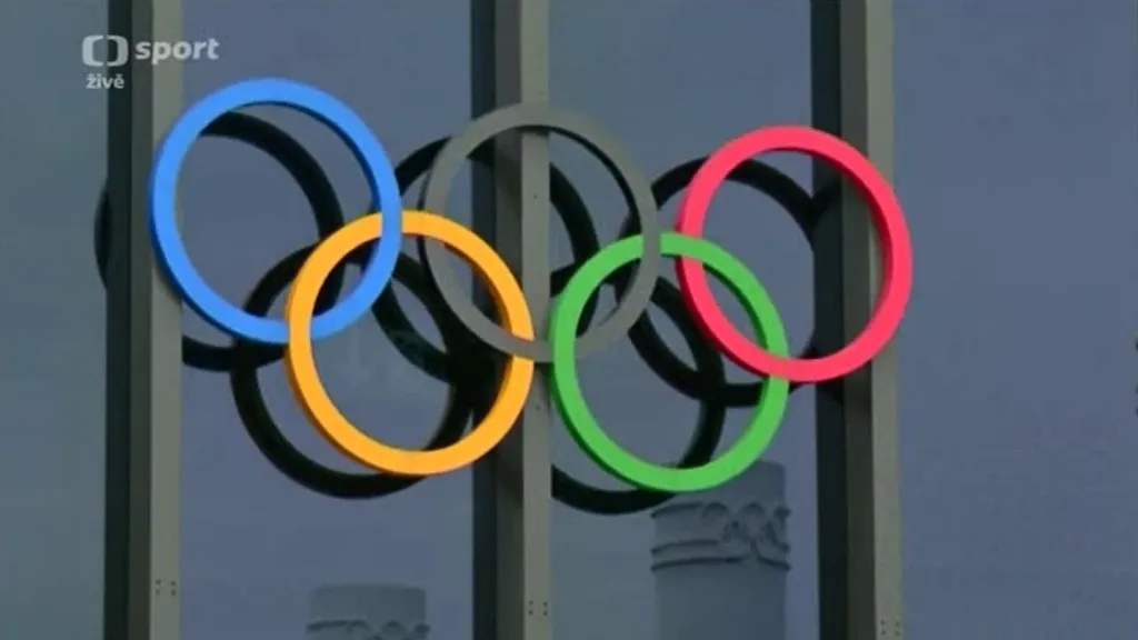 Paříž kandiduje na pořádání OH 2024, radost má Bach i Hollande