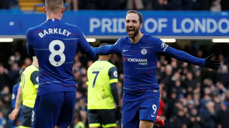Gonzalo Higuaín se raduje z gólu v dresu Chelsea