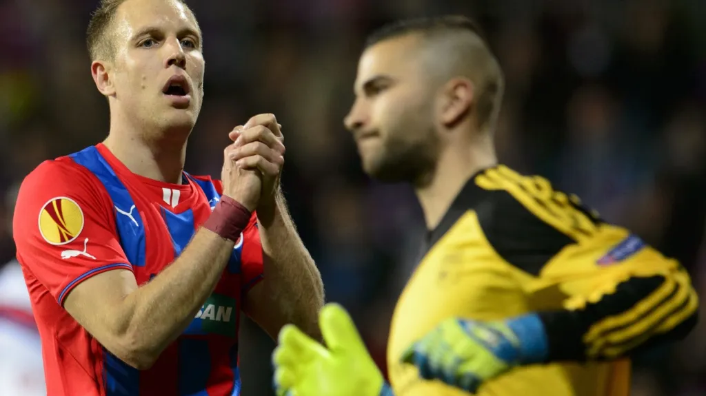 Daniel Kolář v zápase s Lyonem