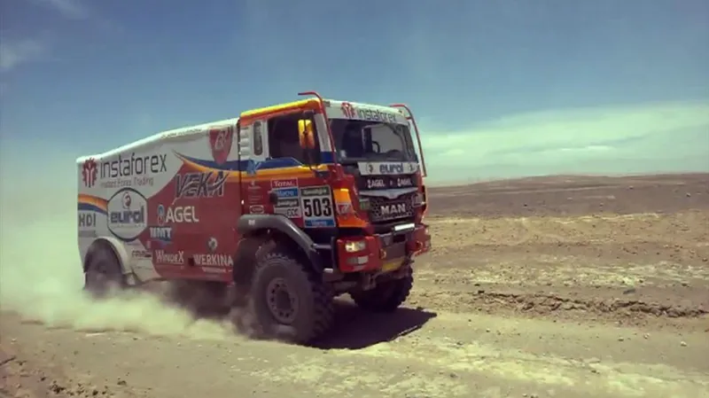 Loprais vyhrál 7. etapu, před kterou už skončil Macík