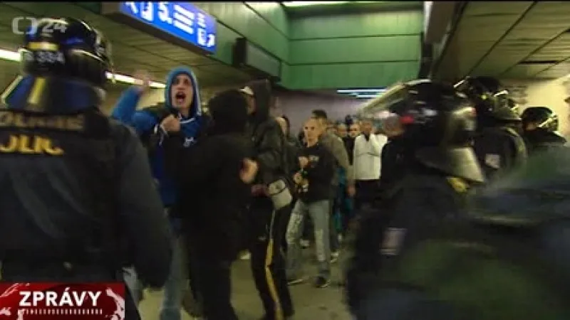 Policie zabránila bitce příznivců Baníku a Sparty