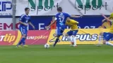 Kombinaci Sigmy zakončoval těsně mimo Hořava (6. min.)