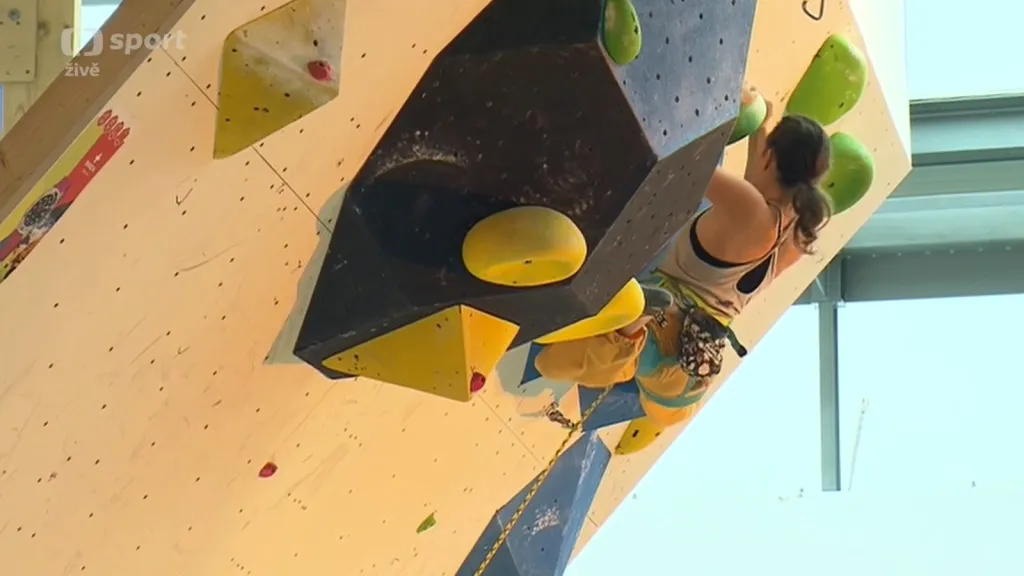 Mistry ČR v lezení jsou Šimková a Konečný