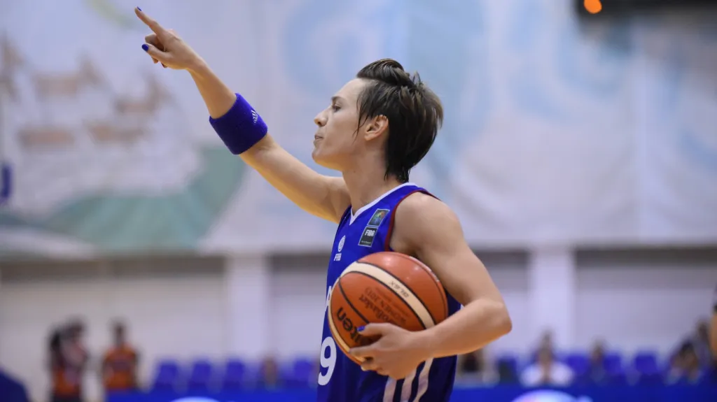 Francouzská basketbalistka Céline Dumercová