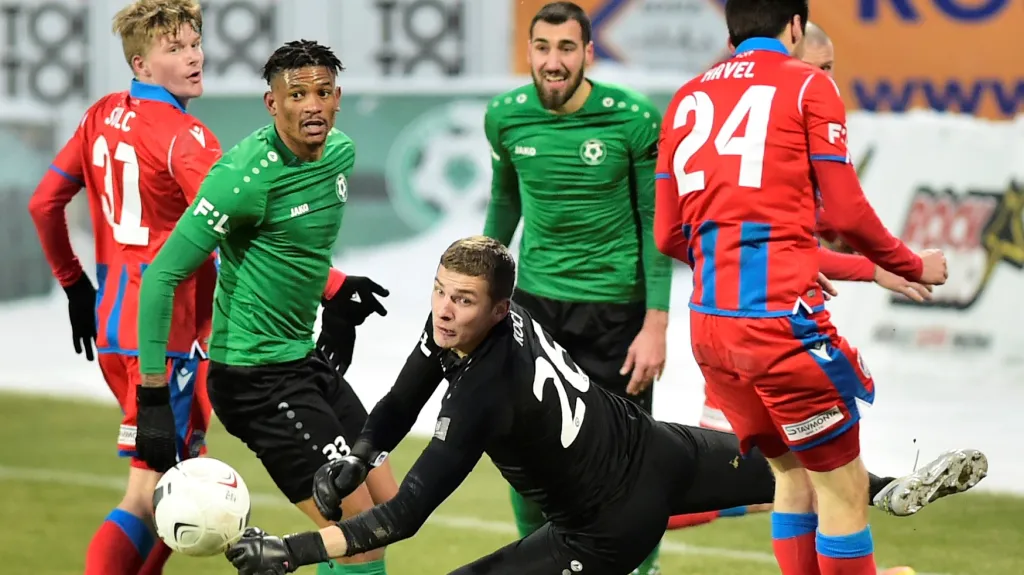 Pavel Šulc před příbramskou brankou