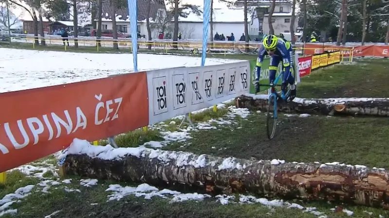 Ťoupalík ztroskotal na startu, MČR ovládli Boroš a Havlíková