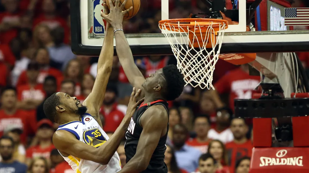 Utkání Houston - Golden State