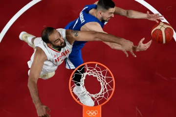 Tomáš Satoranský (vpravo) v utkání s Íránem