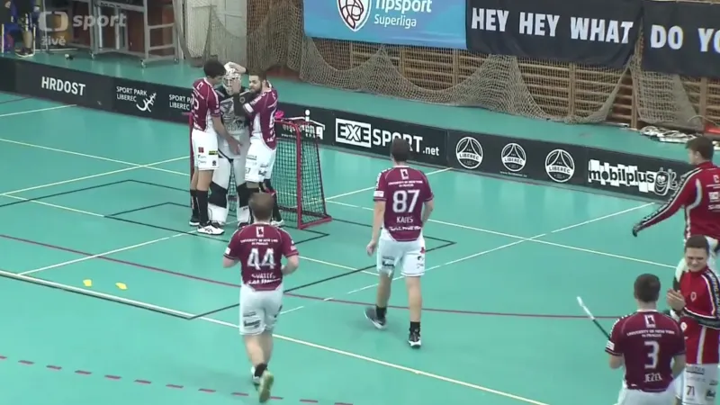 Florbalová Sparta si smlsla na Liberci a vede ligu