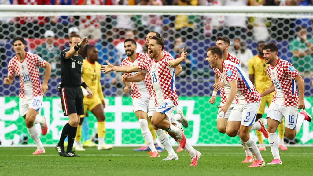 Nikola Vlašič slaví vítězný gól