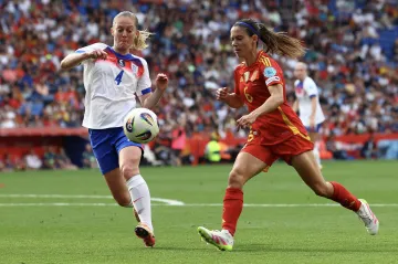 Aitana Bonmatíová ze Španělska v utkání s Anglií