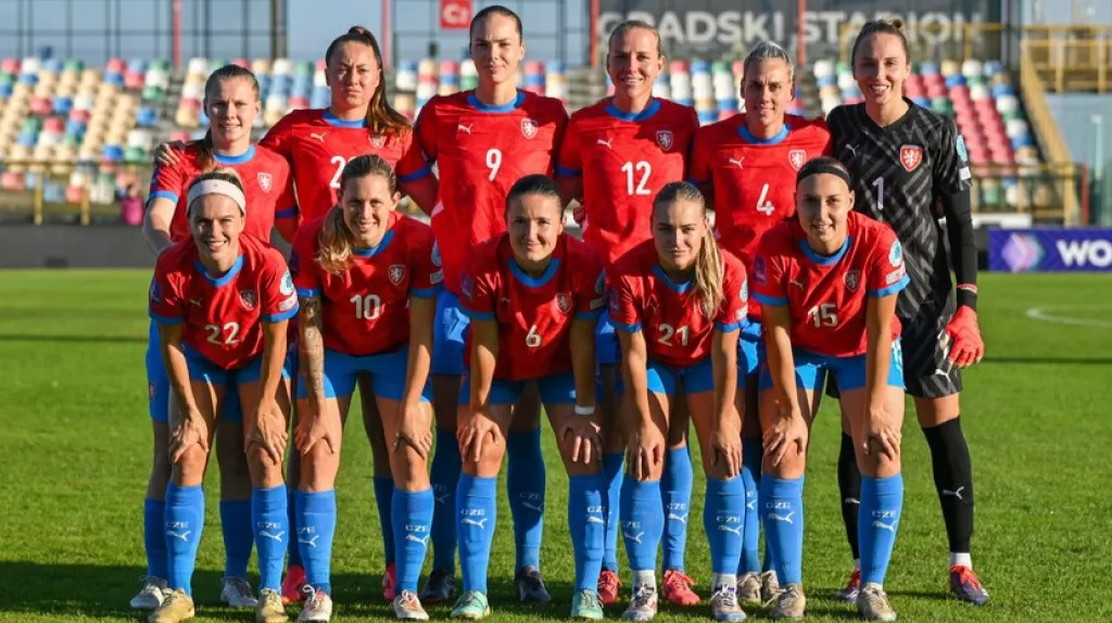 České fotbalistky před utkáním s Běloruskami